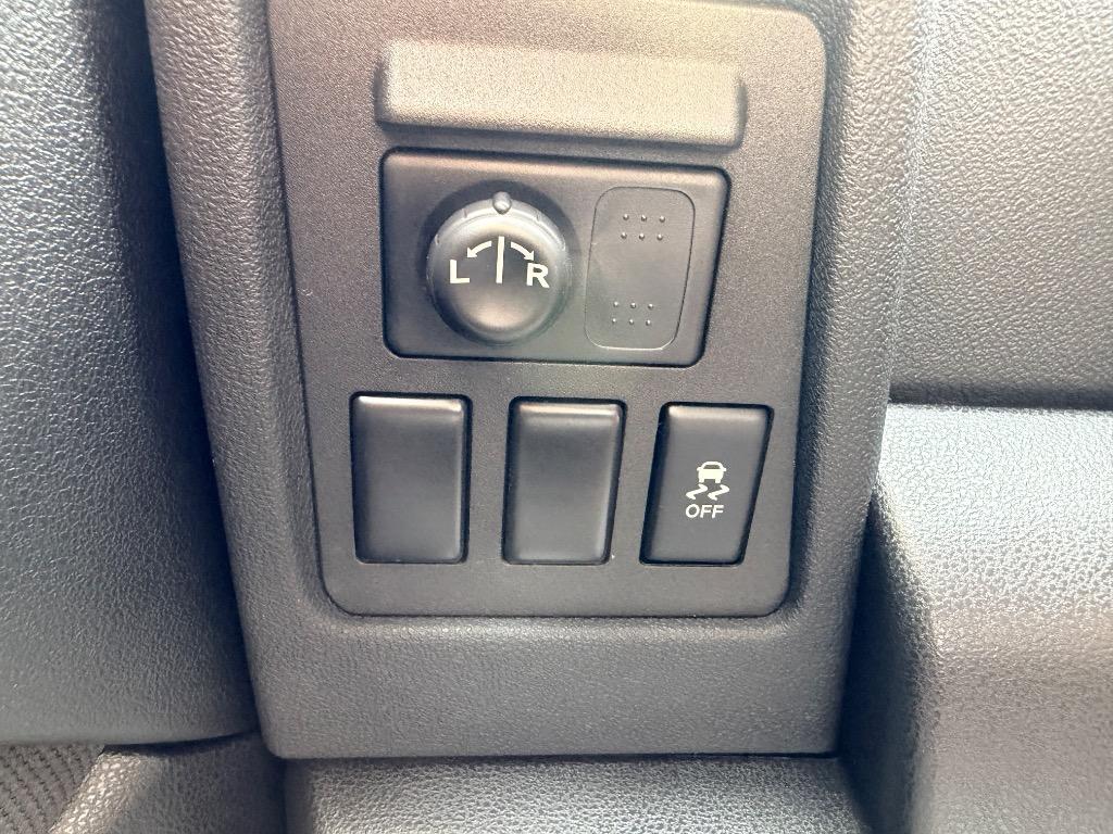 2015 Nissan Rogue Select S - Photo 40