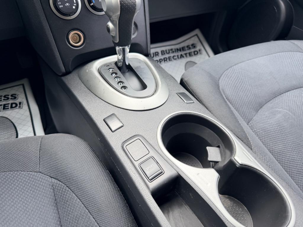 2015 Nissan Rogue Select S - Photo 38